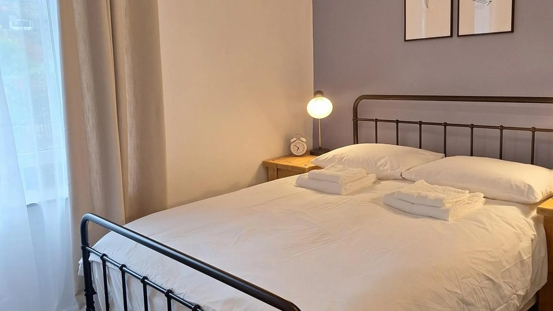 Casa de Férias Two-Bedroom Stone Cottage - Lovely Garden Patio - Free On Street Parking Keighley Reino Unido
